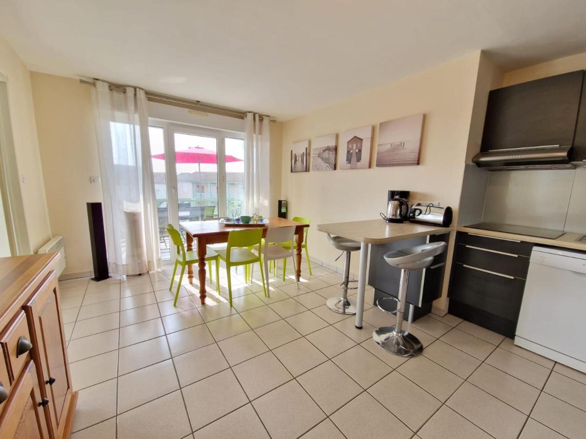 Appartement Avec Piscine, Tennis & Balcon, Centre-Ville Chatelaillon-Plage, 6 Pers, 2 Ch - Fr-1-706-17 Buitenkant foto